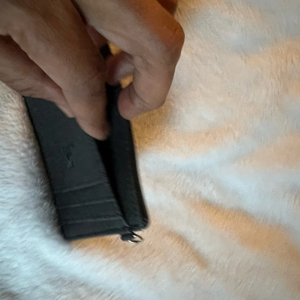Slim Minimalist Front Pocket wallet - Picture 5 of 8